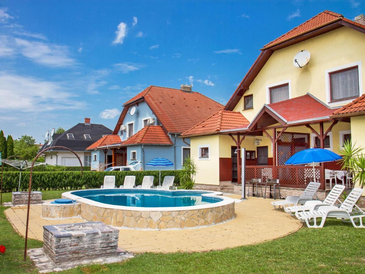 Holiday Home Yellow 1 By Interhome Balatonkeresztúr المظهر الخارجي الصورة