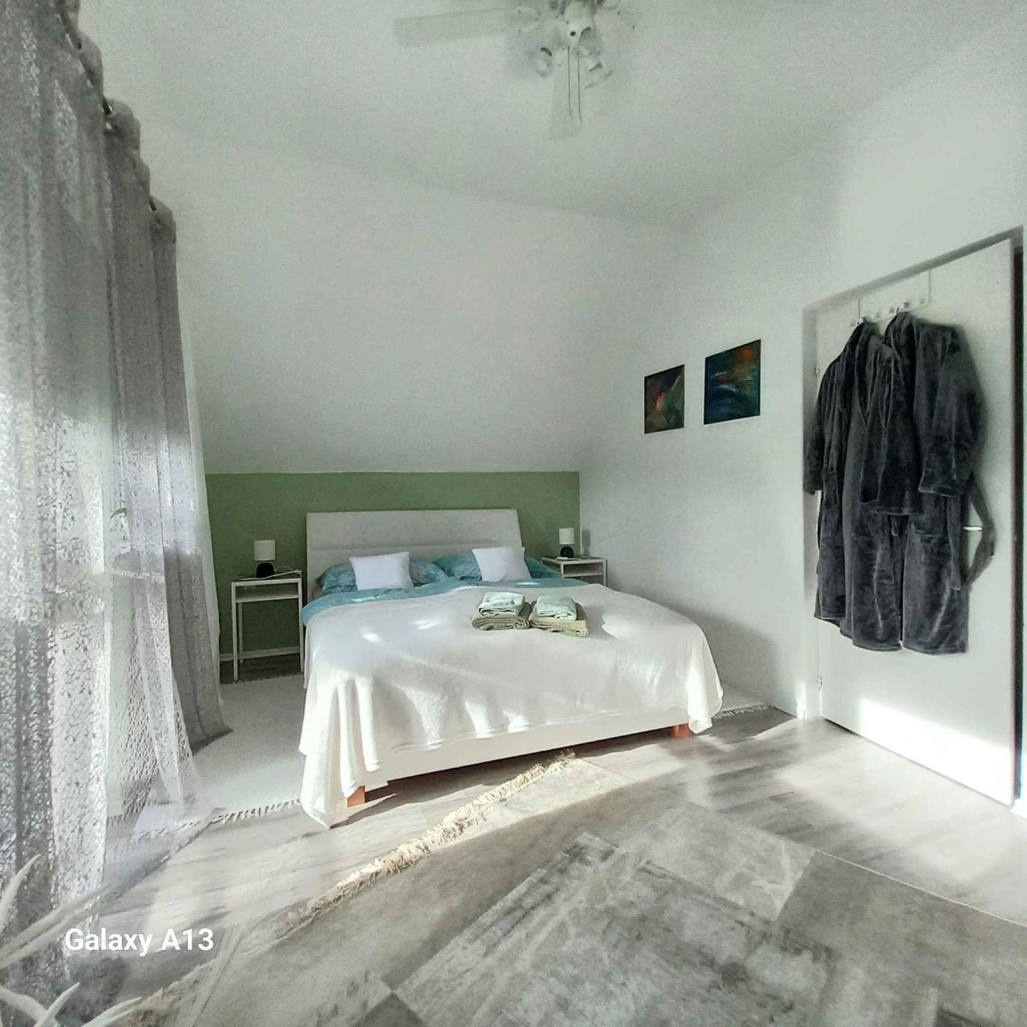 Holiday Home Yellow 1 By Interhome Balatonkeresztúr المظهر الخارجي الصورة